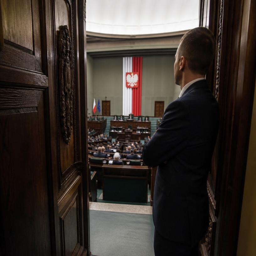 Sejm i Senat: kulisy decyzji